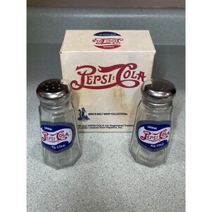 Vintage 1970s Pair Pepsi Cola Salt And Paper Shakers Gino's Malt Shop‎ PepsiCo